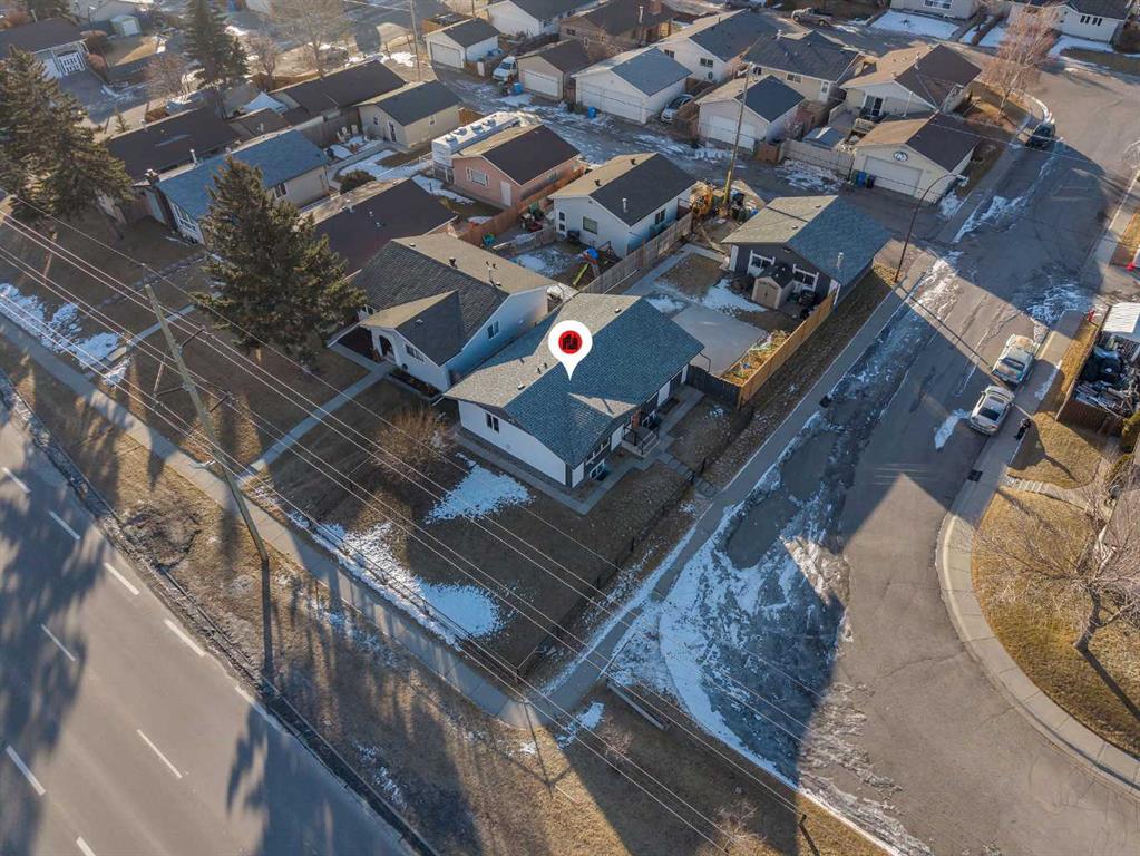 Fourth View of 8 Malvern Crescent NE, Marlborough Park, Calgary, Alberta, T2A 6Z6