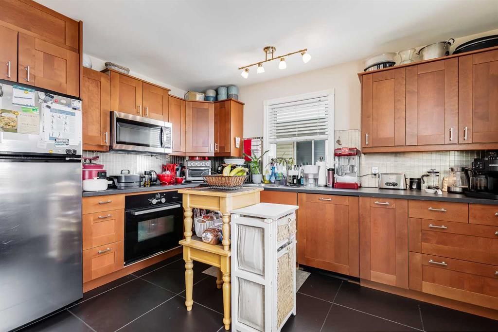 Fifth View of 6 West Aarsby Road , West Valley, Cochrane, Alberta, T4C 1M4