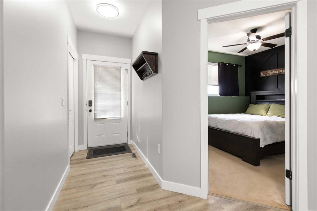 Fourth View of 111 Somerset Lane SE, Southland, Medicine Hat, Alberta, T1B0E8