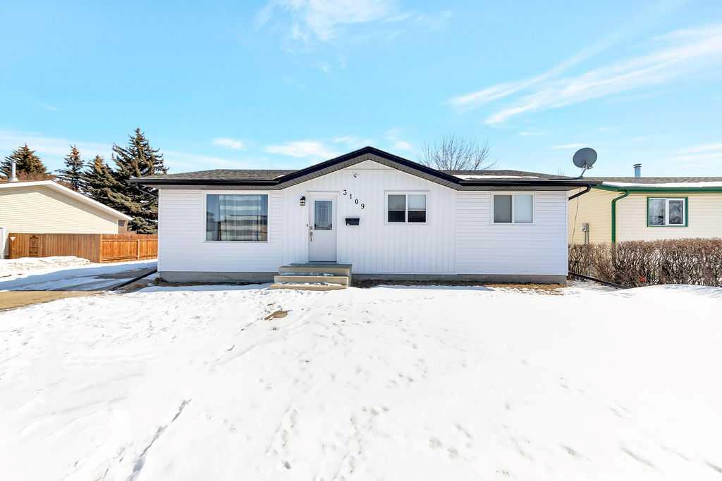 3109 47 Avenue , A2297358, Alberta,