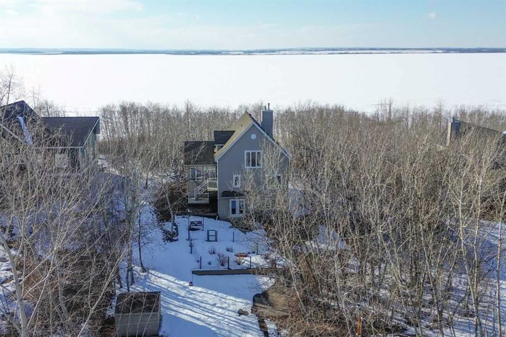 30 Macdonald Drive , A2297378, Alberta,