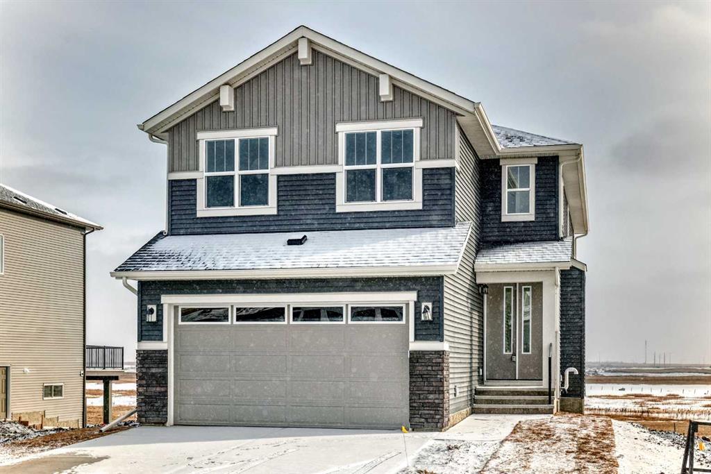 MLS® listing #109663637 for sale located at 100 Corner Glen Manor NE