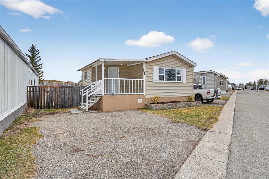 Third View of 64, 2715 Westside Drive W, West Lethbridge Employment Centre - Industrial, Lethbridge, Alberta, T1J 4M9