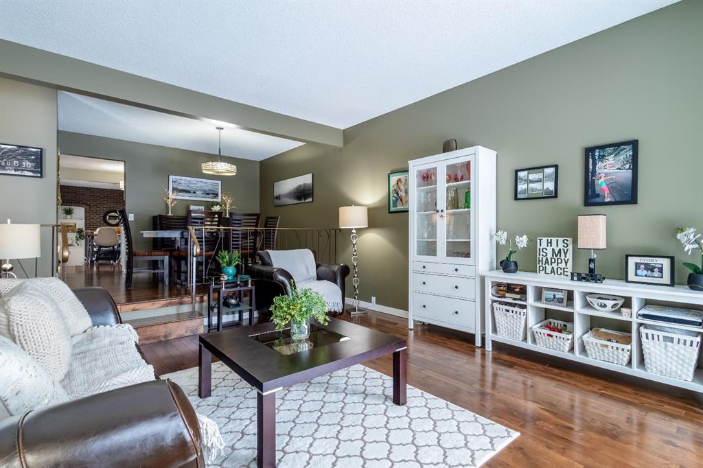 Fifth View of 5617 Dalcastle Hill NW, Dalhousie, Calgary, Alberta, T3A 2A2