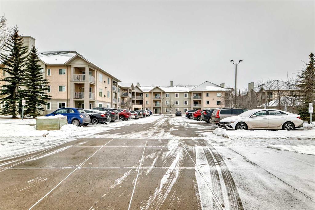 Fourth View of 202, 1000 Citadel Meadow Point NW, Citadel, Calgary, Alberta, T3G 5N5