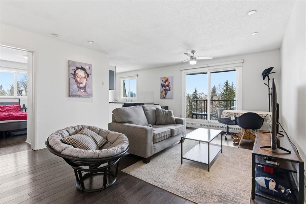 Fifth View of 302, 2508 17 Street SW, Bankview, Calgary, Alberta, T2T 4M8