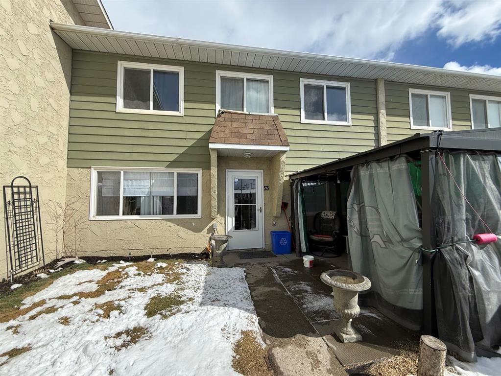 Second View of 53, 101 MILL Street , Hardisty, Hinton, Alberta, T7V1T3