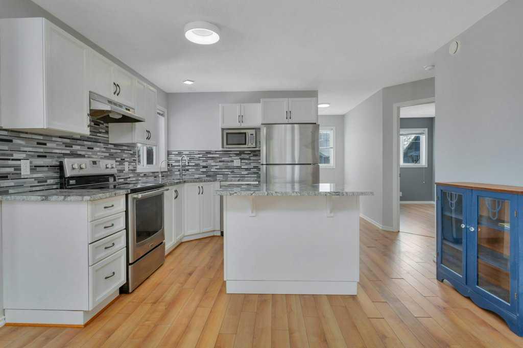 Fifth View of 801, 5220 50A Avenue , Downtown, Sylvan Lake, Alberta, T4S 1E5