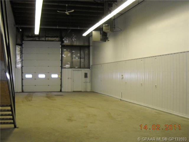Third View of 9507 113 Street , Richmond Industrial Park, Grande Prairie, Alberta, T8V 5L2