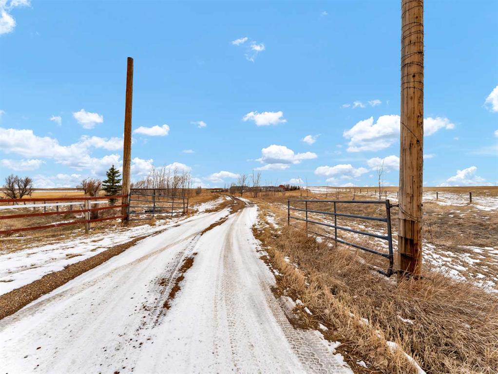 Third View of 3324 Township Road 114A  , NONE, Rural Cypress County, Alberta, T1B 0K8