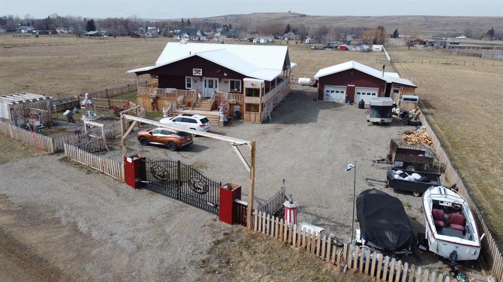 51 N 2 Street E, A2297718, Alberta,