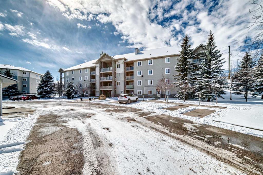 Second View of 304, 5500 Somervale Court SW, Somerset, Calgary, Alberta, T2Y 4L9