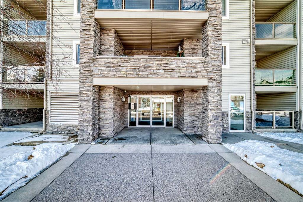 Fifth View of 304, 5500 Somervale Court SW, Somerset, Calgary, Alberta, T2Y 4L9