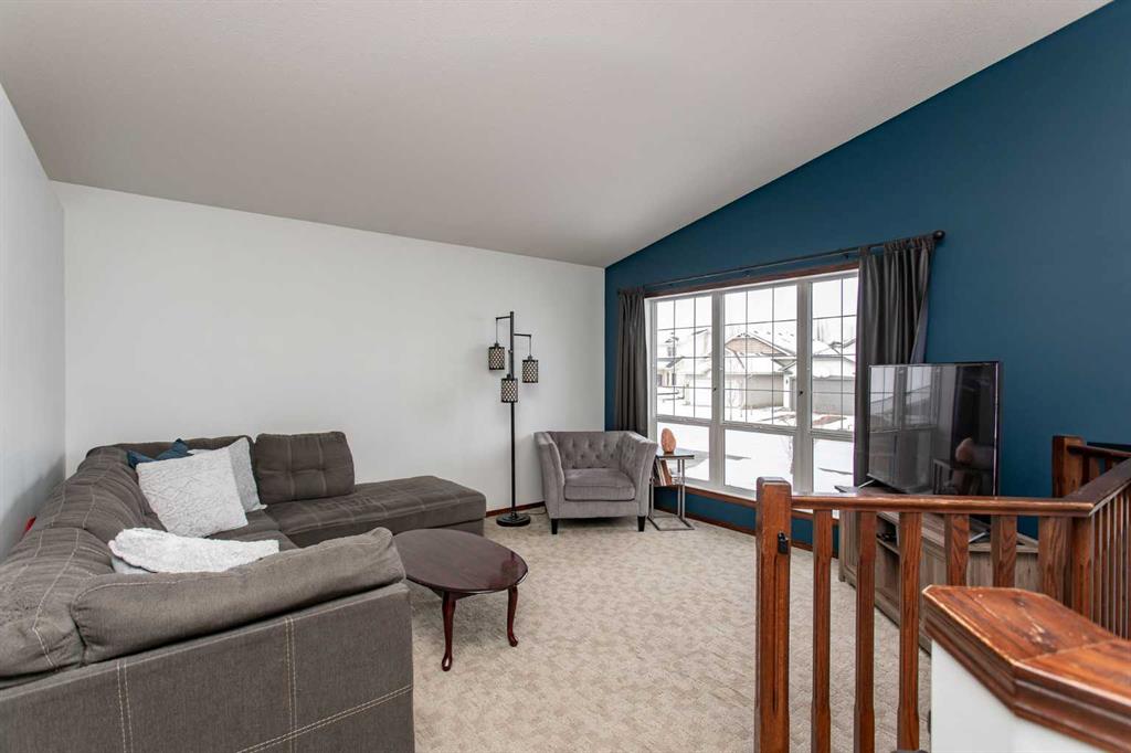 Fourth View of 35 Landry Bend , Lonsdale, Red Deer, Alberta, T4R 3S4