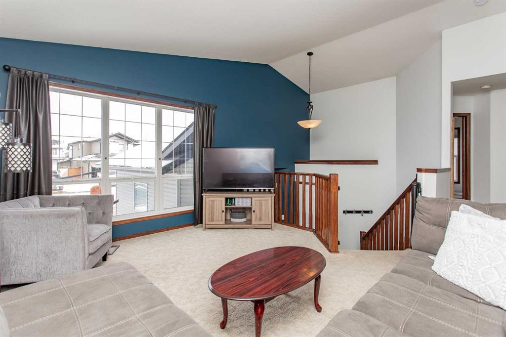 Fifth View of 35 Landry Bend , Lonsdale, Red Deer, Alberta, T4R 3S4