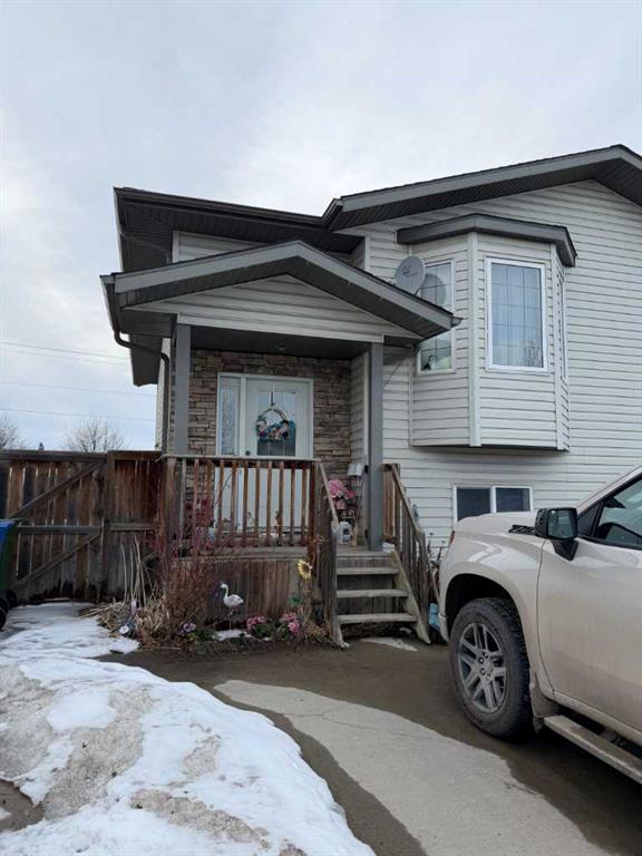Third View of 104 Kirkland Close , Kentwood West, Red Deer, Alberta, T4P 4A4