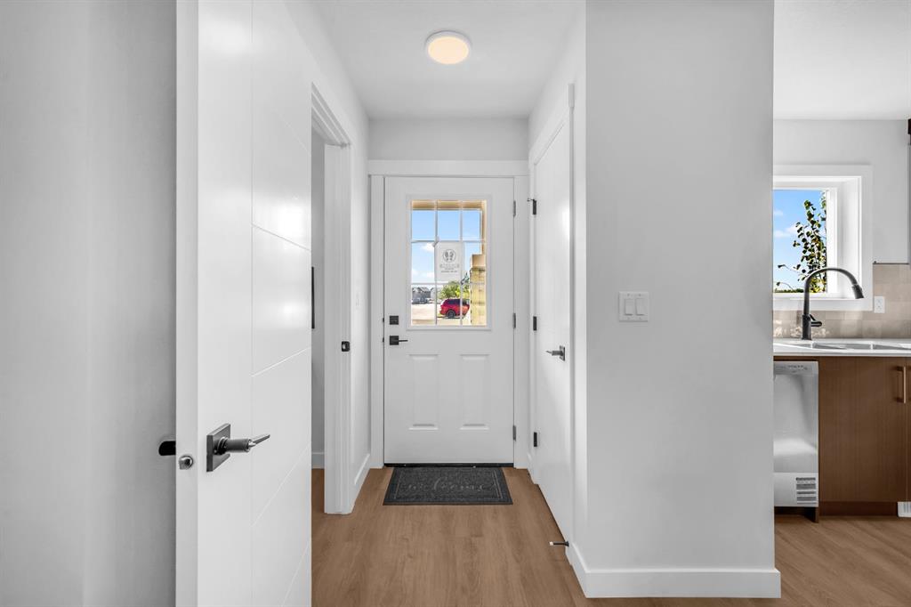 Fifth View of 901 Clover Road , NONE, Carstairs, Alberta, T0M0N0