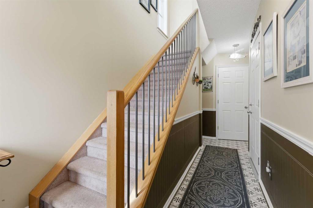 Fifth View of 20 Covemeadow Manor NE, Coventry Hills, Calgary, Alberta, T3K 6G5