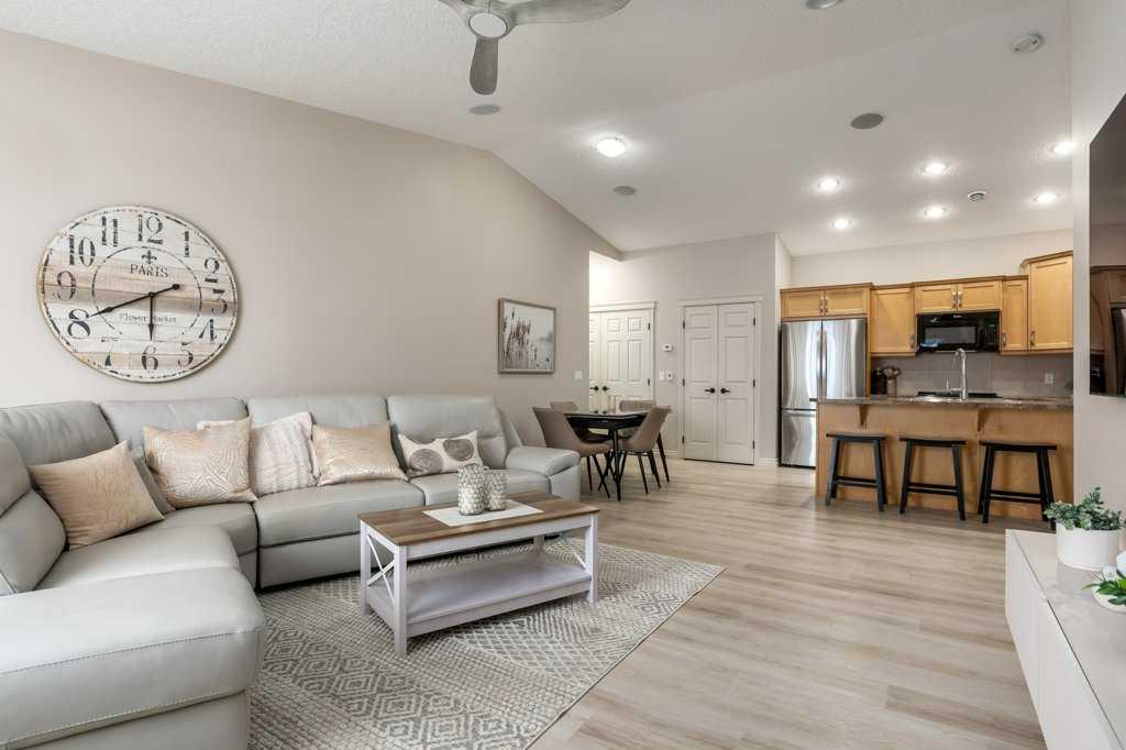 Fifth View of 401 Sunvale Crescent NE, Sunrise Meadows, High River, Alberta, T1V 0E8