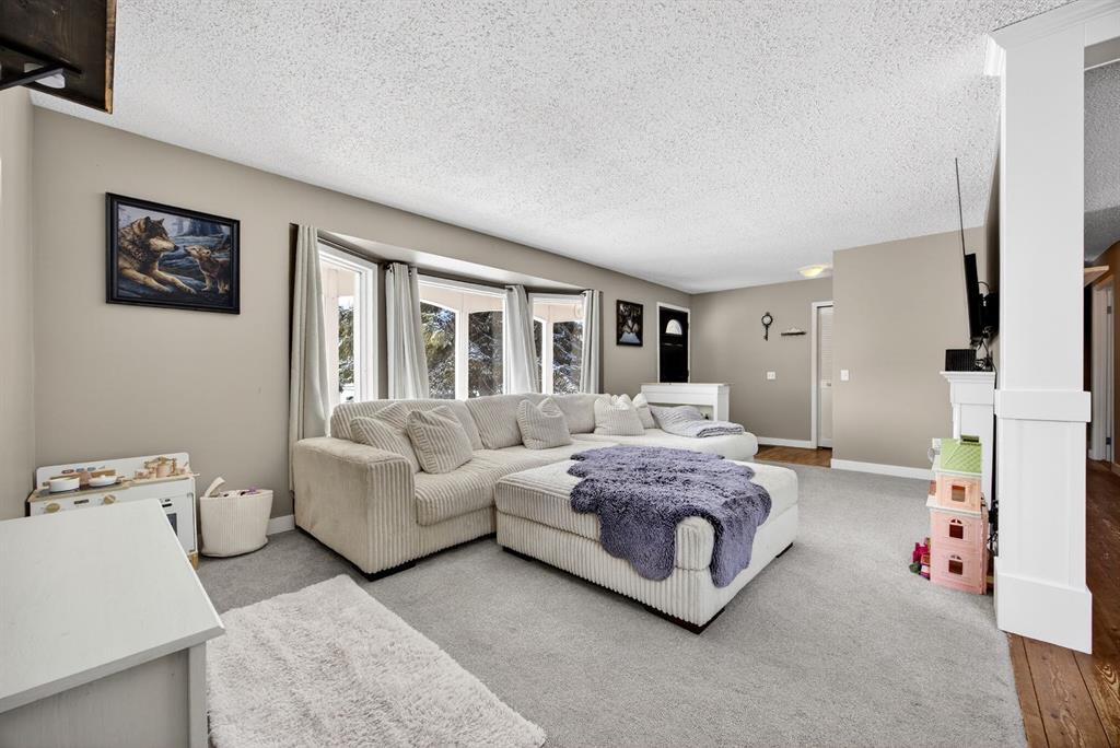 Fourth View of 12 Westhill Drive , NONE, Didsbury, Alberta, T0M0W0