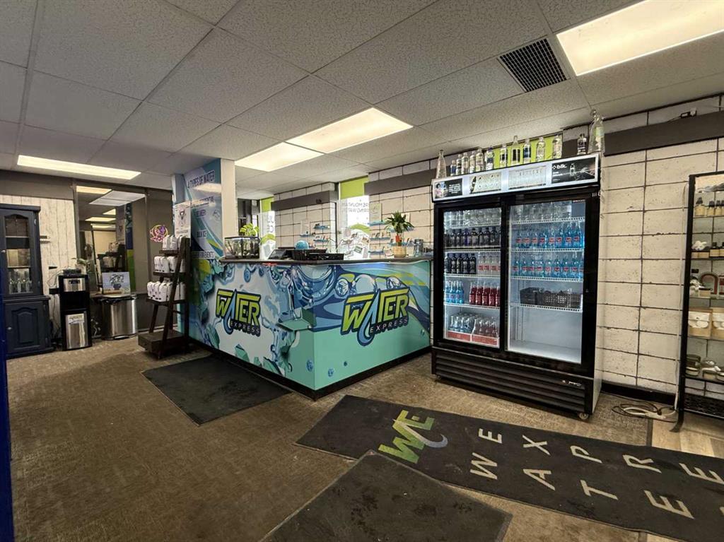 Third View of 9917 112 Avenue , VLA Montrose, Grande Prairie, Alberta, T8X 1V5