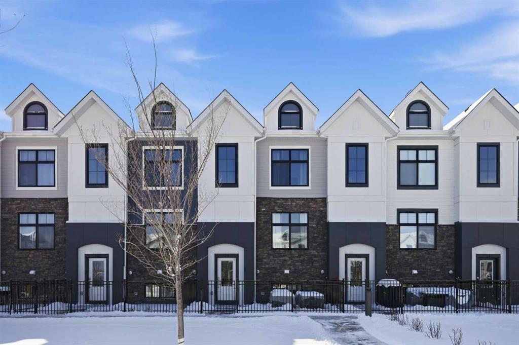 Fourth View of 38 Les Jardins Park SE, Douglasdale/Glen, Calgary, Alberta, T2C 5V3