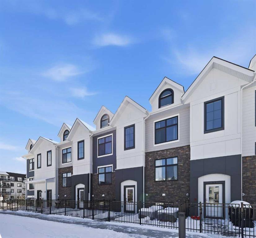 Fifth View of 38 Les Jardins Park SE, Douglasdale/Glen, Calgary, Alberta, T2C 5V3