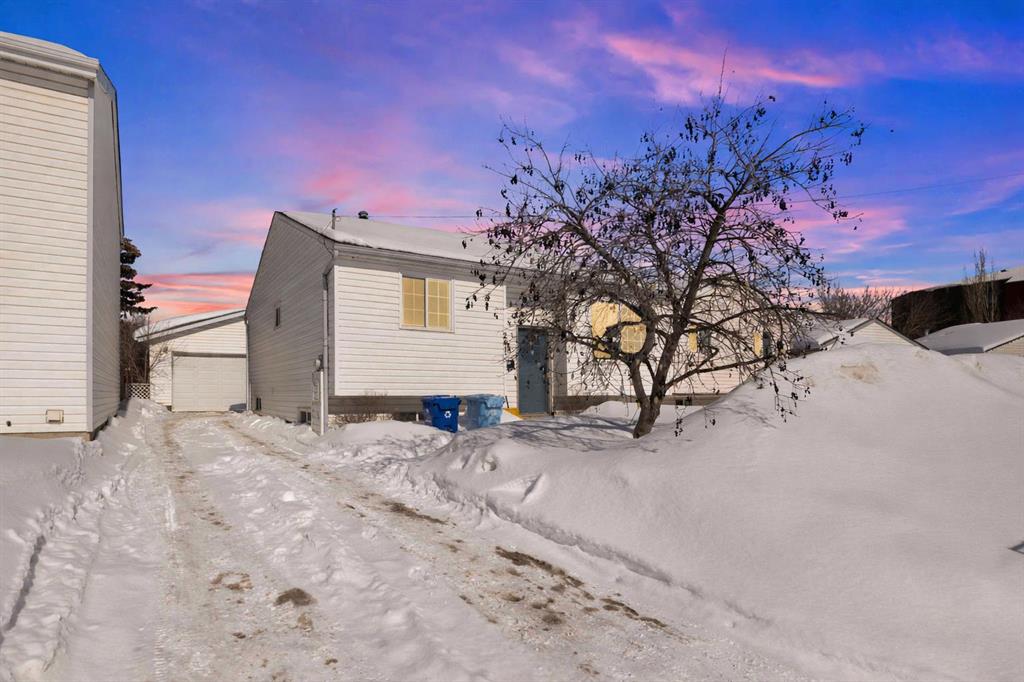 241 Bird Crescent , A2298180, Alberta,