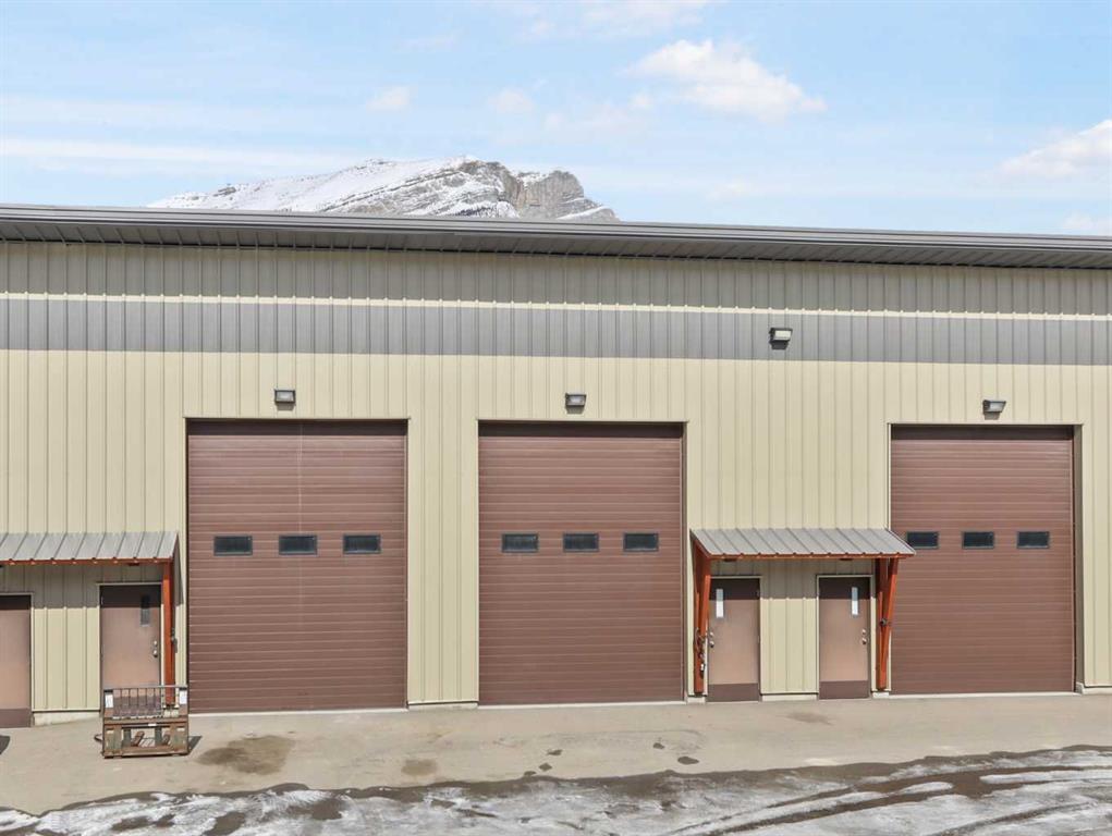 18, 2 Limestone Valley Road Road , A2298226, Alberta,