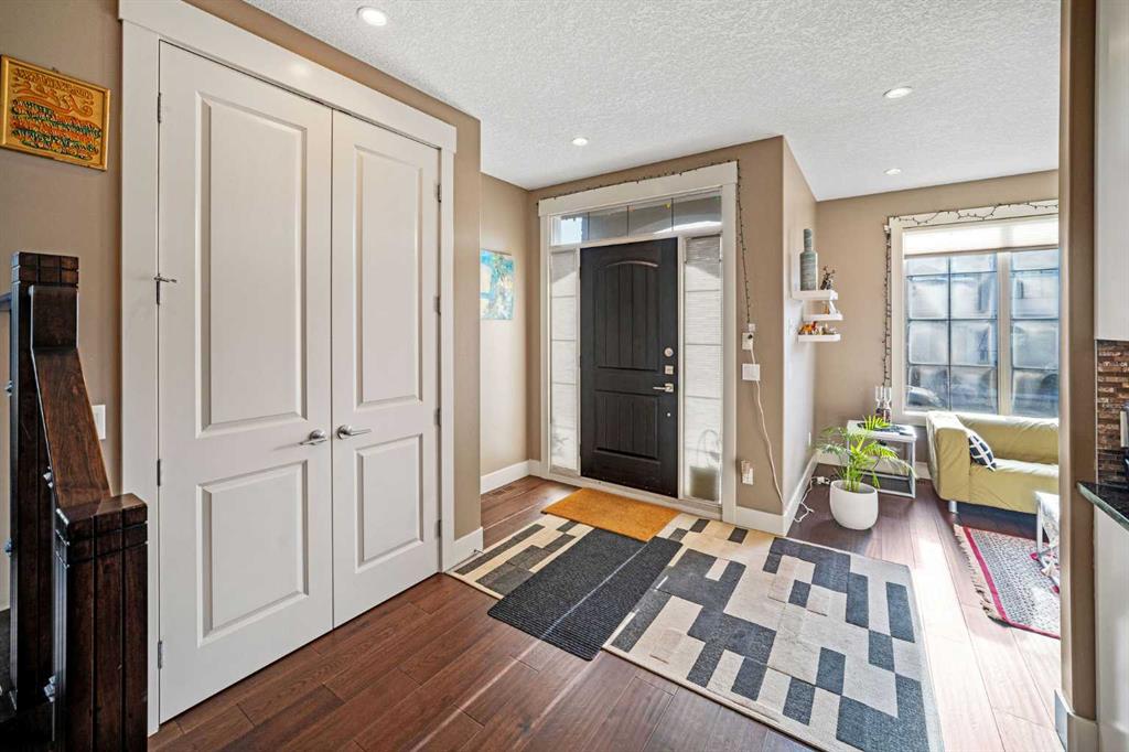 Fifth View of 4410 17 Avenue NW, Montgomery, Calgary, Alberta, T3B 0N8