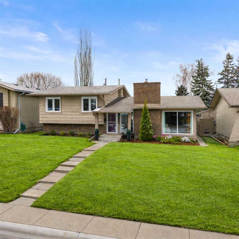 247 Parkwood Close SE, A2298324, Alberta,