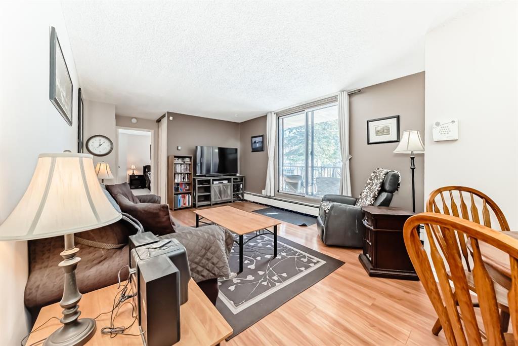 Third View of 112, 4944 Dalton Drive NW, Dalhousie, Calgary, Alberta, T3A 2E6