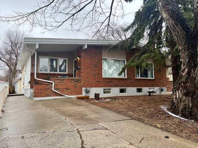1105 and 1107 11 Street S, A2298344, Alberta,