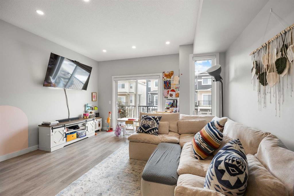 Fourth View of 1320 Sage Hill Grove NW, Sage Hill, Calgary, Alberta, T3R 2A1