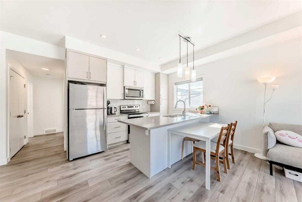 Fifth View of 123 Spring Creek Common SW, Springbank Hill, Calgary, Alberta, T3H 6E2