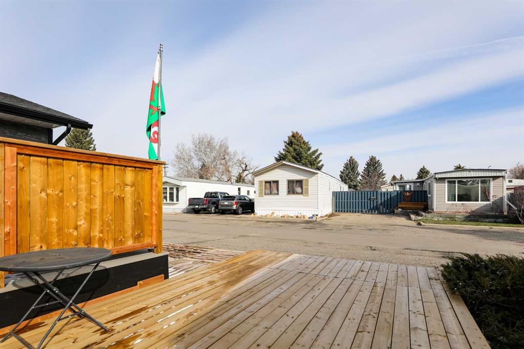 Fifth View of 31, 1410 43 Street S, Parkview, Lethbridge, Alberta, T1K 3S5
