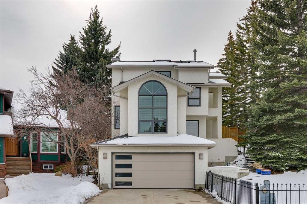 4 Coach Gate Court SW, A2298482, Alberta,