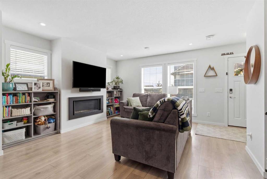 Fifth View of 479 Cranbrook Square SE, Cranston, Calgary, Alberta, T3M 3E3