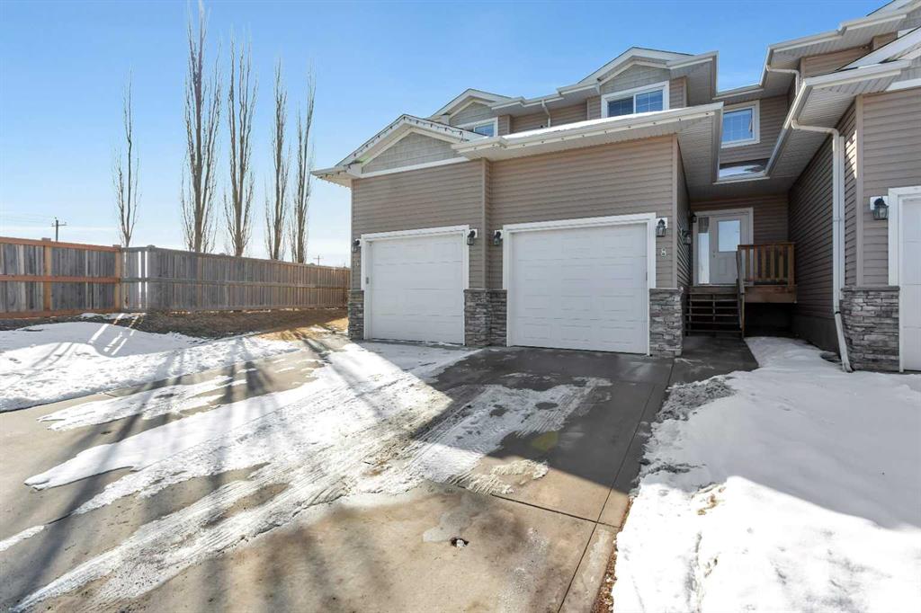 8 Ross Close , A2298687, Alberta,