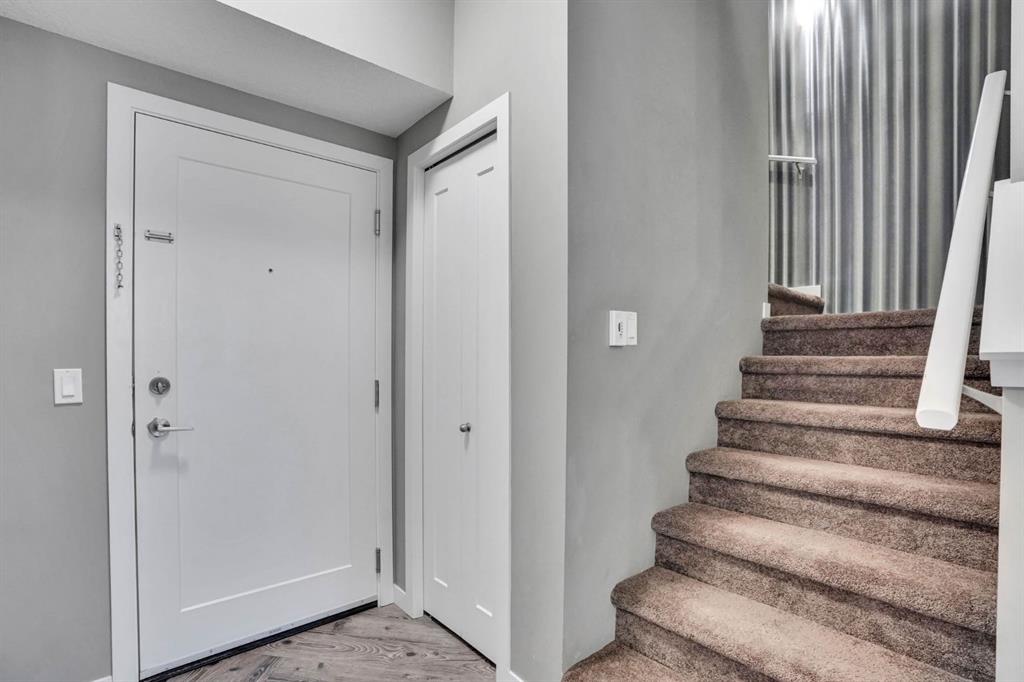 Fourth View of 228, 10 Westpark Link SW, West Springs, Calgary, Alberta, T3H0Y5