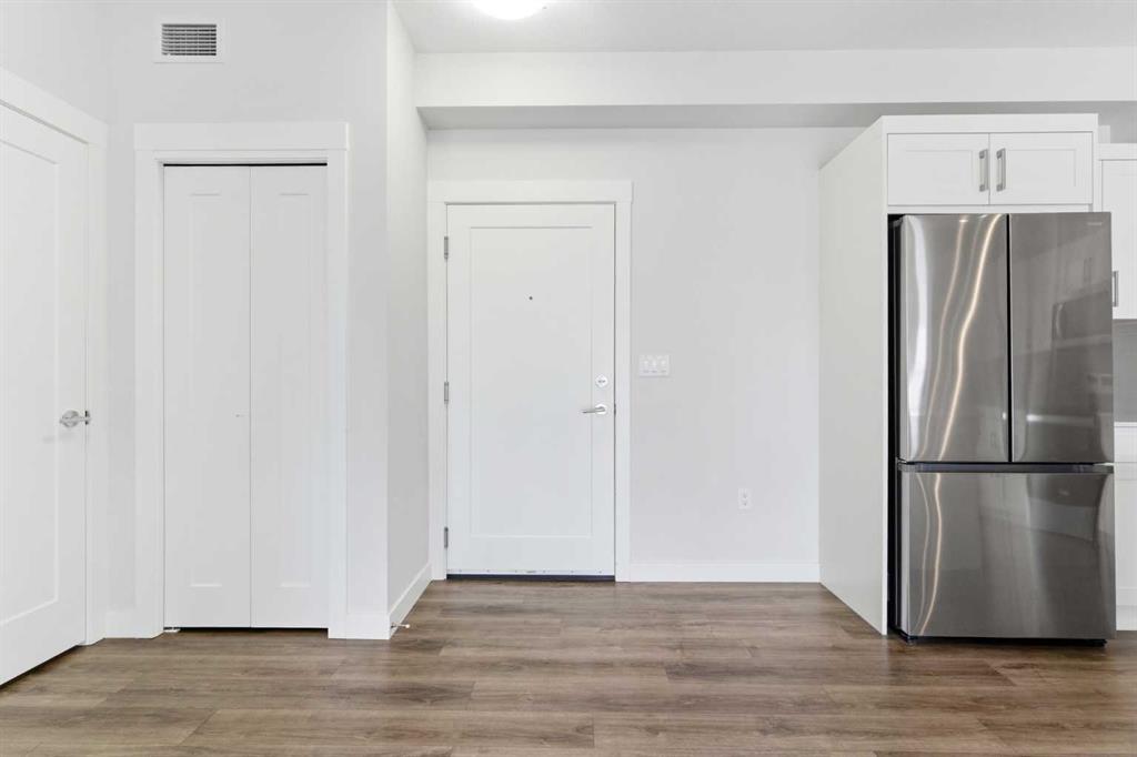 Fourth View of 211, 25 Walgrove Walk SE, Walden, Calgary, Alberta, T2X4E1