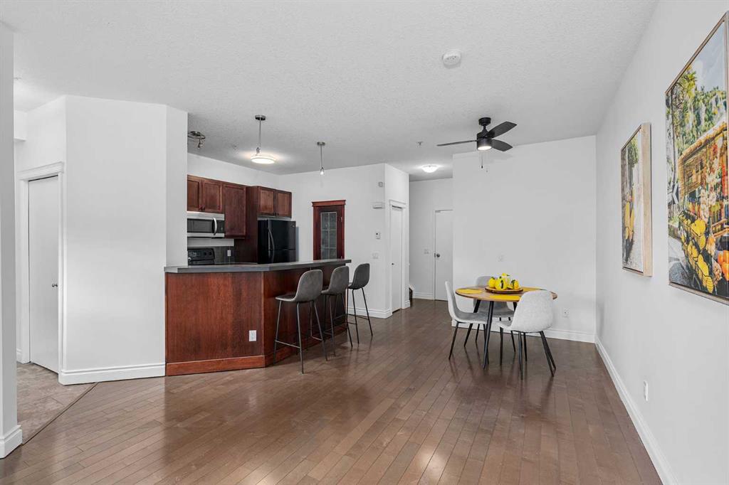 Third View of 2, 2040 35 Avenue SW, Altadore, Calgary, Alberta, T2T 2E1