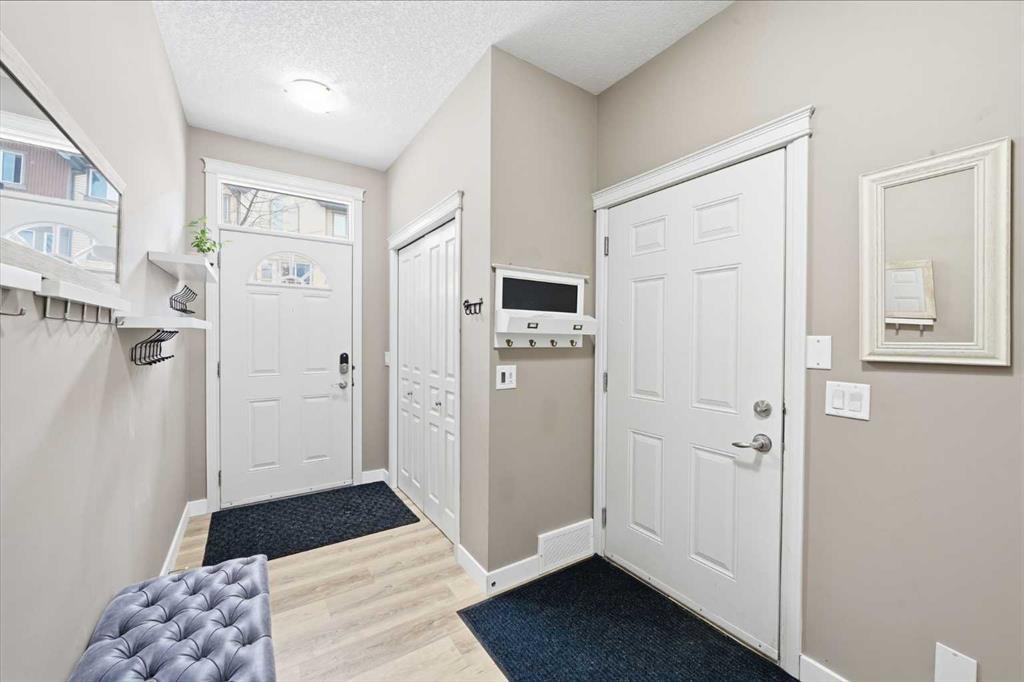 Fifth View of 1607 Wentworth Villas SW, West Springs, Calgary, Alberta, T3H 0K7