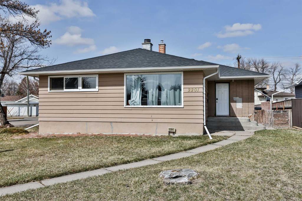 2201 13 Avenue S, A2298917, Alberta,