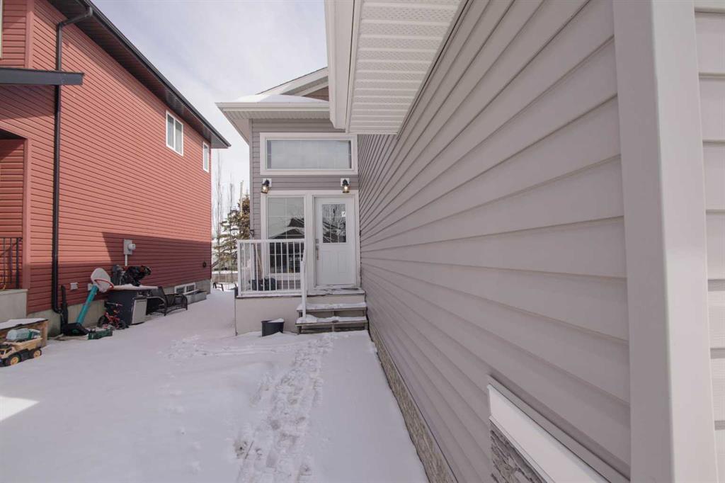 Fourth View of 13 Southbridge Crescent , NONE, Calmar, Alberta, T0C0V0