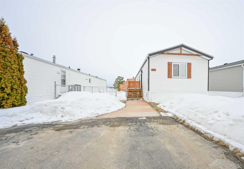 153 Clark Crescent , A2298939, Alberta,