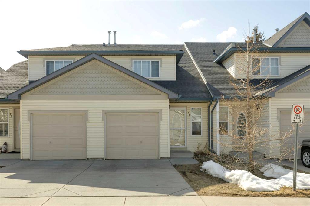 39 Country Village Circle NE, A2298940, Alberta,