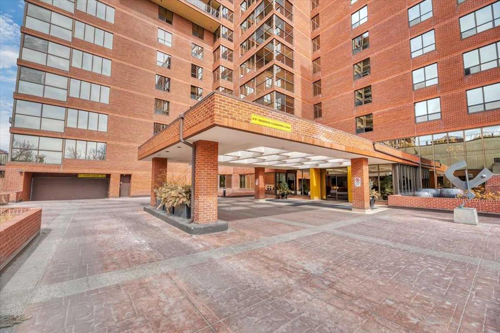 Second View of 501, 318 26 Avenue SW, Mission, Calgary, Alberta, T2S 2T9