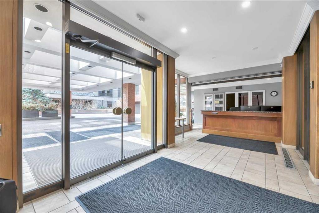 Third View of 501, 318 26 Avenue SW, Mission, Calgary, Alberta, T2S 2T9