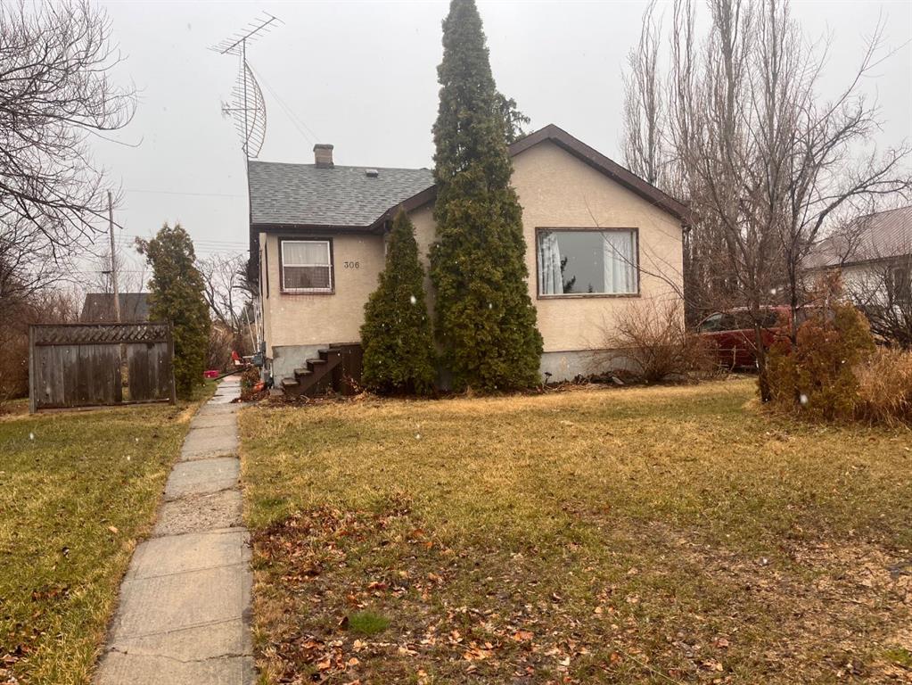 306 4th Avenue , A2299040, Alberta,